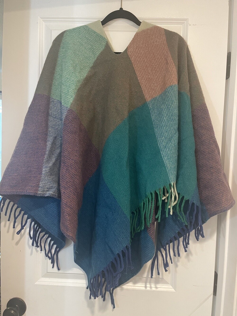 VTG Mid Century Wool Blend Cape L  XL Poncho Pullover Plaid